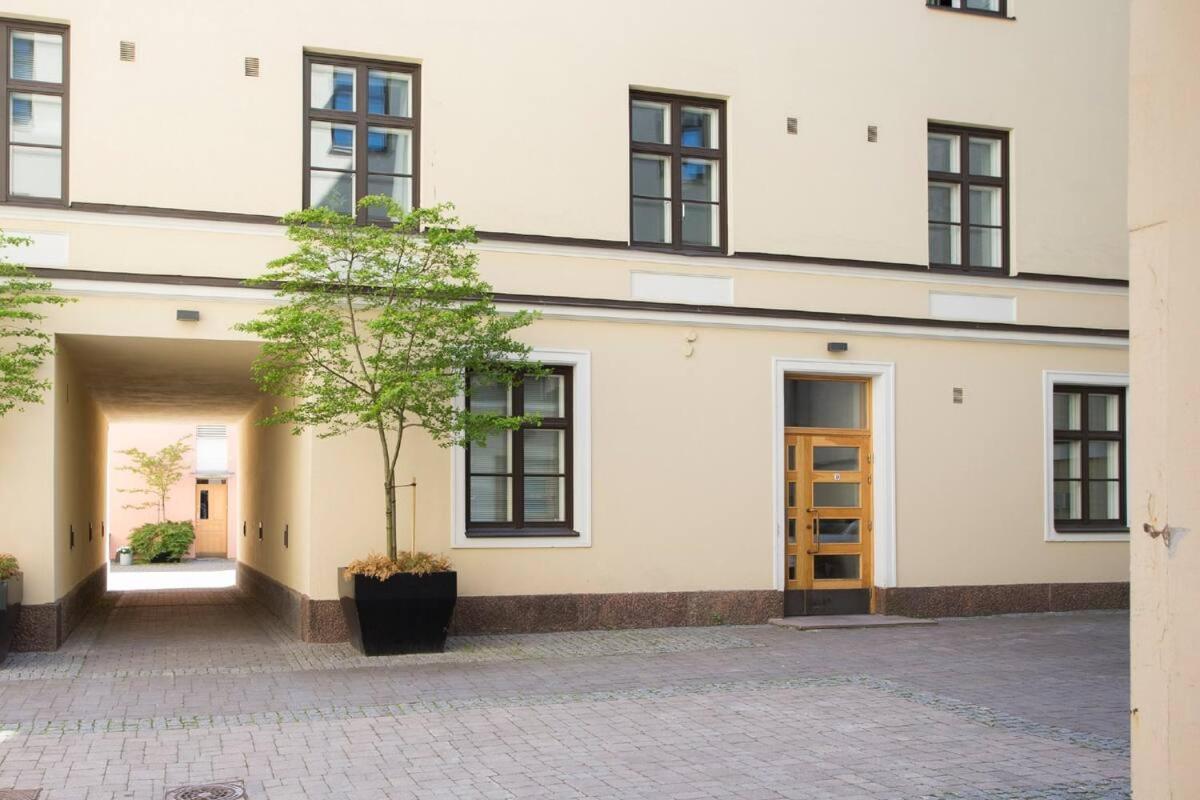 2Ndhomes Cozy And Quiet 2Br Apartment By The Esplanade Park Helsinki Esterno foto